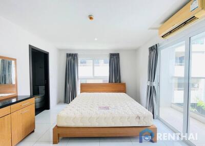 Spacious 2-bed Condo in The Place Pratumnak