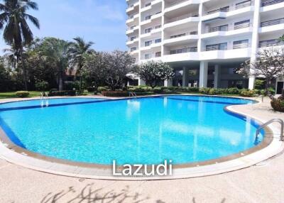 CHA AM LAGUNA CONDOMINIUM : Stunning 2 Bed Beachfront Condo at Cha am