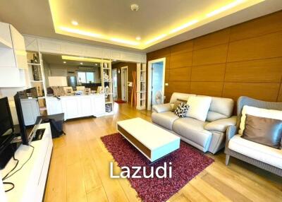 CHA AM LAGUNA CONDOMINIUM : Stunning 2 Bed Beachfront Condo at Cha am