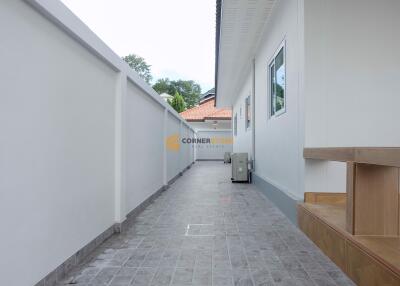 3 bedroom House in  Bang Lamung