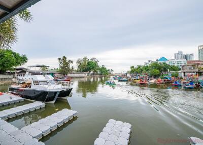 1 Bed Condo For Sale In Na Jomtien - Whale Marina