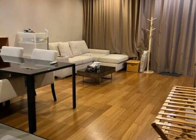 2 Bed 2 Bath 76 SQ.M The Address Sathorn