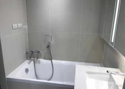 Studio Condo at Scope Promsri near BTS Phrom Phong