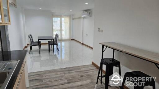 4-BR Townhouse in Bang Chak