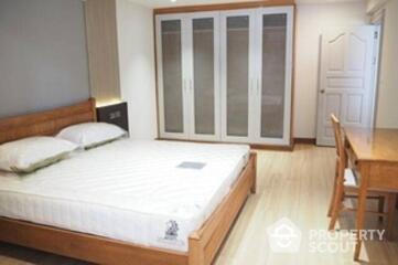 2-BR Apt. near BTS Phloen Chit