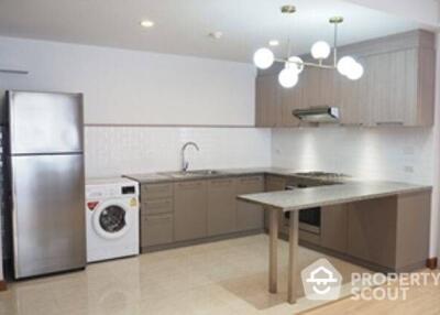 2-BR Apt. near BTS Phloen Chit