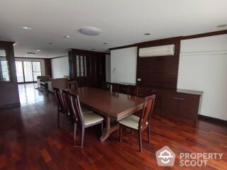 3-BR Condo at Regent On The Park1 (sukhumvit26) Condominium near BTS Phrom Phong (ID 514545)