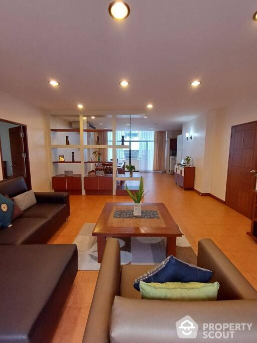 2-BR Apt. near BTS Phrom Phong