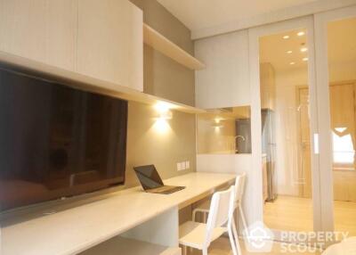 1-BR Condo at Life One Wireless near BTS Phloen Chit