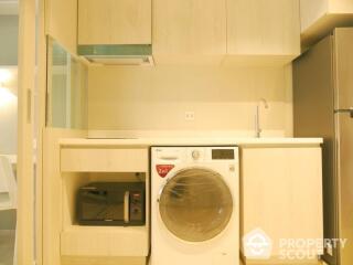 1-BR Condo at Life One Wireless near BTS Phloen Chit