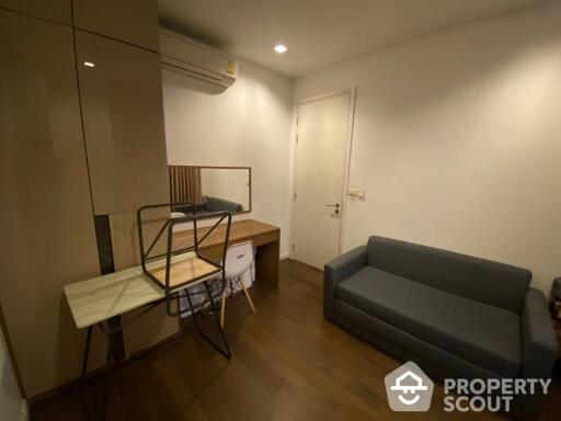 2-BR Condo at Nara 9 Sathorn-Narathiwas near BTS Saint Louis