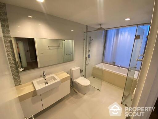 2-BR Condo at Nara 9 Sathorn-Narathiwas near BTS Saint Louis