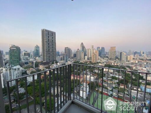 2-BR Condo at Nara 9 Sathorn-Narathiwas near BTS Saint Louis