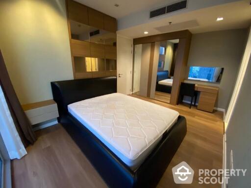 2-BR Condo at Nara 9 Sathorn-Narathiwas near BTS Saint Louis