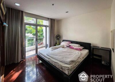 1-BR Condo at River Heaven Chareonkrung in Bang Kho Laem