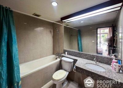 1-BR Condo at River Heaven Chareonkrung in Bang Kho Laem