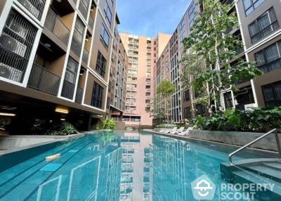 1-BR Condo at The Shade Sathorn 1 near MRT Khlong Toei