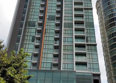 1-BR Condo at The Room Sukhumvit 69 near BTS Phra Khanong