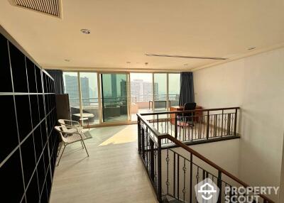 3-BR Condo at Watermark Chaophraya near BTS Krung Thon Buri