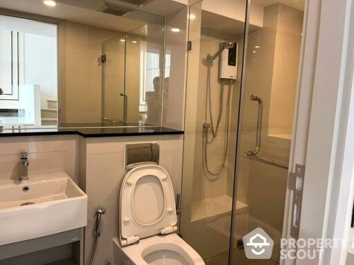 1-BR Condo at Knightsbridge Prime Sathorn near BTS Saint Louis