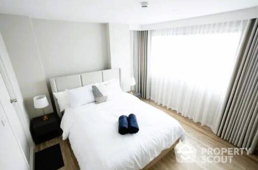 2-BR Condo at Blossom Condo @ Sathorn-Charoenrat near BTS Surasak