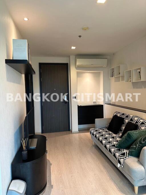 Condo at RHYTHM Sukhumvit 44/1 for rent