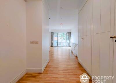 4-BR Apt. near BTS Phrom Phong