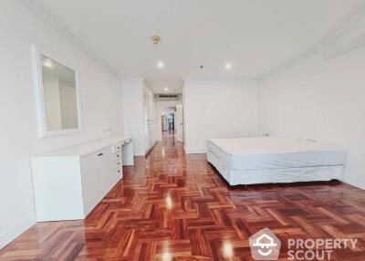 4-BR Apt. near BTS Phrom Phong