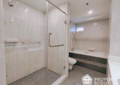 4-BR Apt. near BTS Phrom Phong