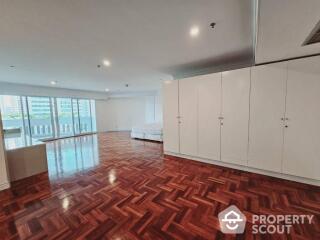 4-BR Apt. near BTS Phrom Phong