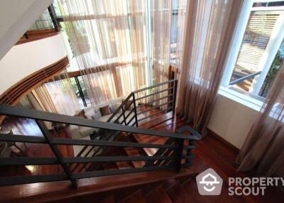 4-BR Apt. near BTS Phrom Phong