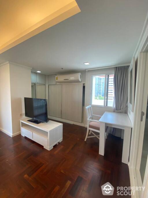 2-BR Apt. near BTS Phrom Phong