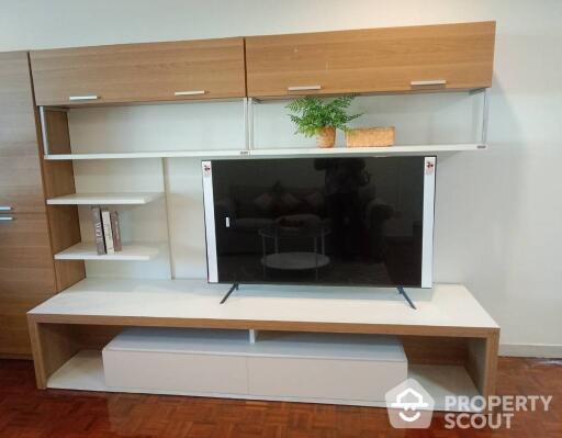 2-BR Apt. near MRT Sukhumvit