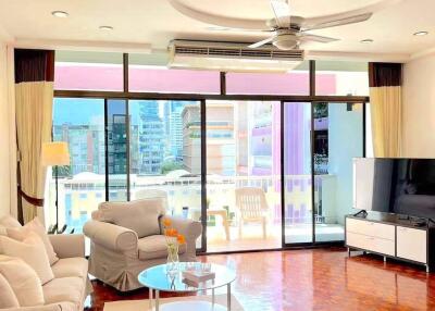 3-BR Apt. near MRT Sukhumvit