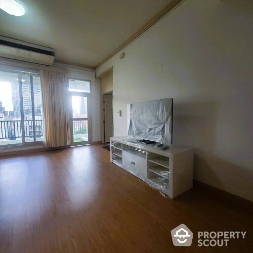 3-BR Apt. near BTS Thong Lor