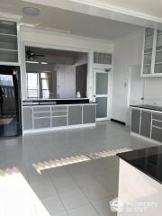 3-BR Apt. near BTS Thong Lor