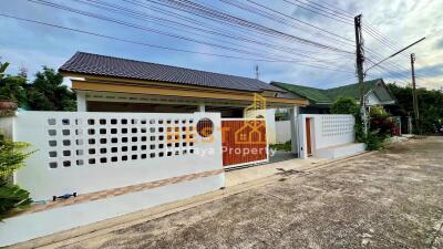 4 Bedrooms House East Pattaya H012079