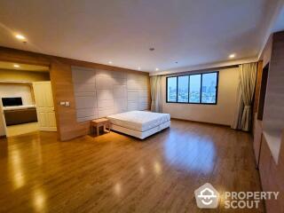 4-BR Apt. near BTS Ekkamai