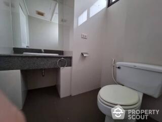 4-BR Apt. near BTS Ekkamai