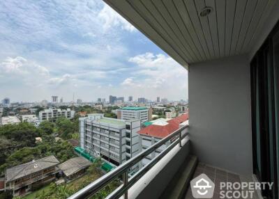 3-BR Apt. near BTS Ekkamai