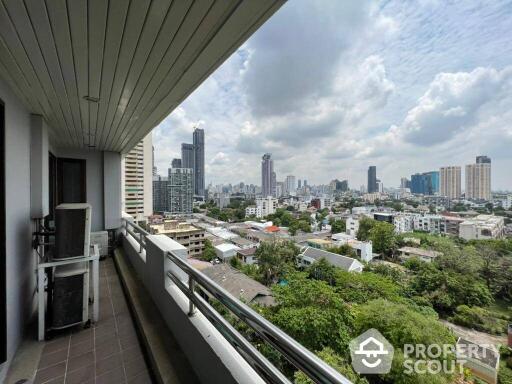 3-BR Apt. near BTS Ekkamai