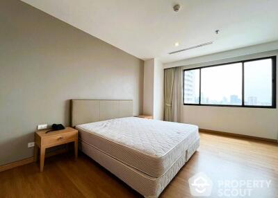 4-BR Apt. near BTS Ekkamai