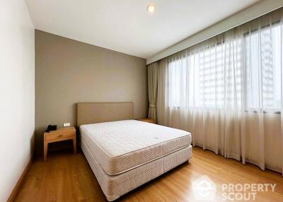 4-BR Apt. near BTS Ekkamai