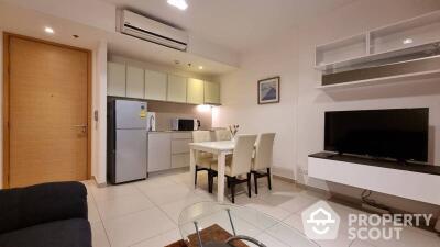 1-BR Condo at The Lofts Ekkamai near BTS Ekkamai