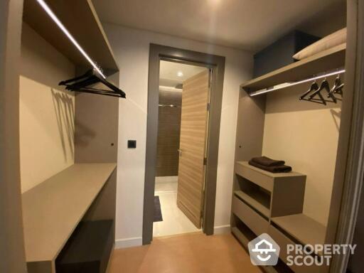 1-BR Condo at The Room Charoenkrung 30 near BTS Saphan Taksin