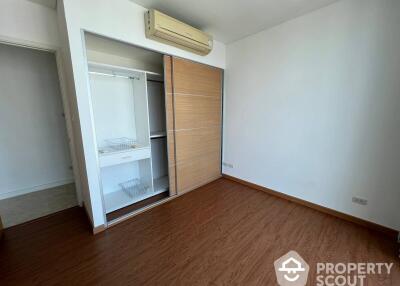 2-BR Condo at Fullerton Sukhumvit near BTS Ekkamai