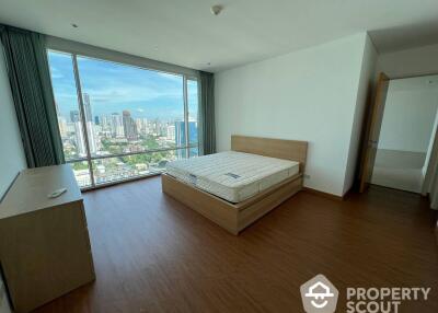 2-BR Condo at Fullerton Sukhumvit near BTS Ekkamai