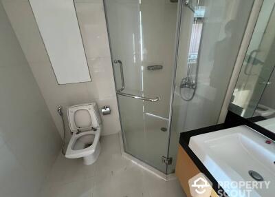 2-BR Condo at Fullerton Sukhumvit near BTS Ekkamai