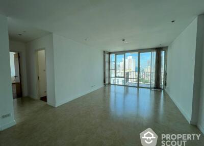 2-BR Condo at Fullerton Sukhumvit near BTS Ekkamai