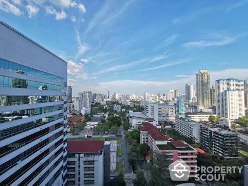 2-BR Condo at Supalai Premier Place Asok near MRT Phetchaburi